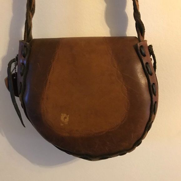 Hollywood Trading Co. Vintage Leather Bag - Picture 3 of 4